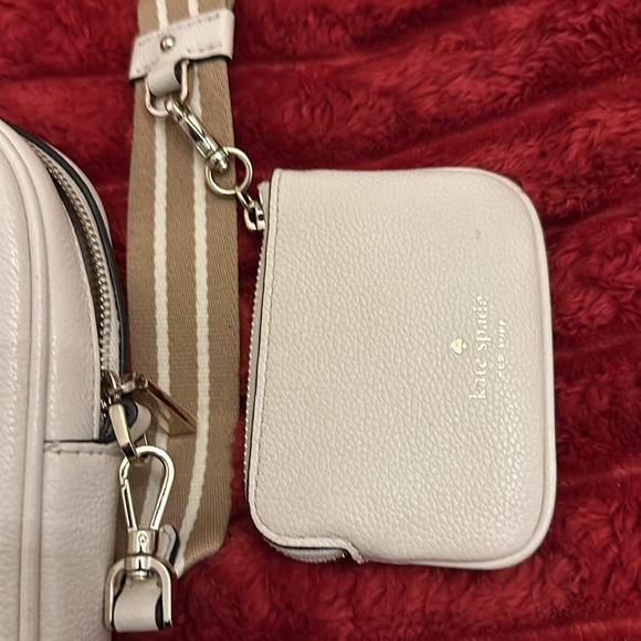 Kate Spade crossbody - Picture 3 of 7